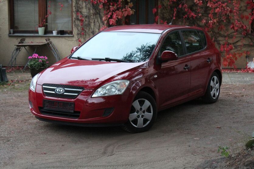 Kia ceed / Ceed 208.000 km 2.799 € Berlin 10317