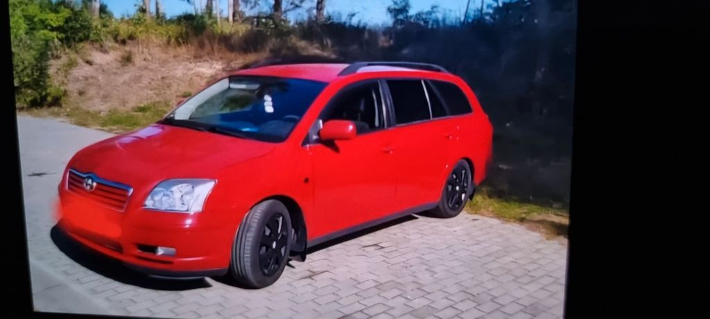 Toyota Avensis 239.000 km 3.100 € Hamburg 22415
