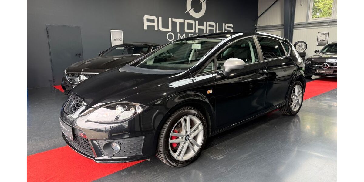 Seat Leon 81.000 km 8.900 &euro; Aalen-Essingen 73457
