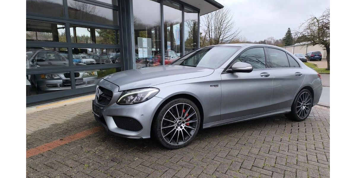 Mercedes-Benz C 400 135.000 km 24.500 &euro; Lügde 32676