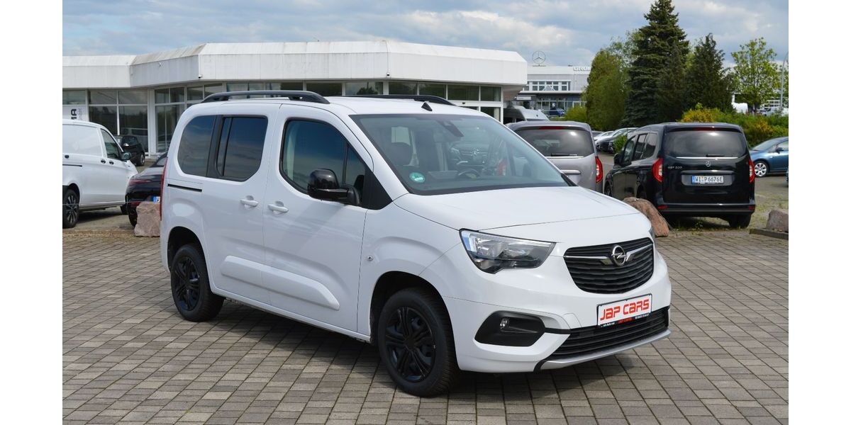 Opel Combo Life 100.000 km 16.790 &euro; Döbeln 04720