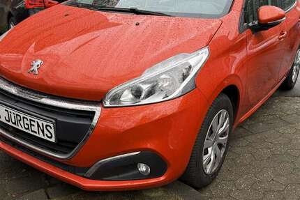 Peugeot 208 133.000 km 5.999 &euro; Duisburg 47226