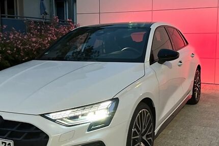 Audi S3 12.400 km 49.990 &euro; Cham 93413