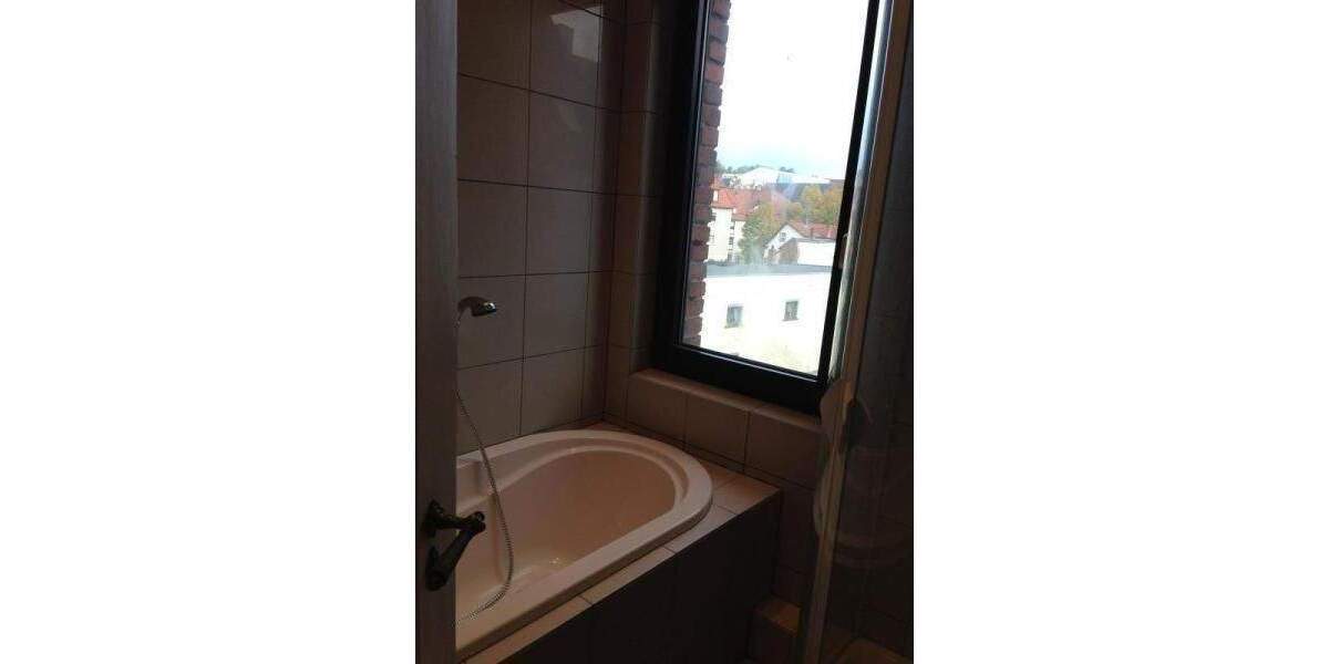 Gewerbeobjekt Coburg - 6 Zimmer, 170 m&sup2;, 1.290&euro; | Angebot:25525764