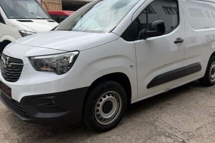 Opel Combo 92.800 km 9.999 &euro; Halle 06118