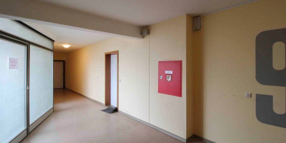 Etagenwohnung Laatzen Laatzen-Mitte - 3 Zimmer, 70 m&sup2;, 120.000&euro; | Angebot:26319382