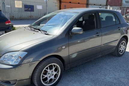 Toyota Corolla 179.000 km 2.290 &euro; München 81829