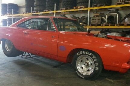 Plymouth Andere 12.629 km 69.900 € Irxleben 39167