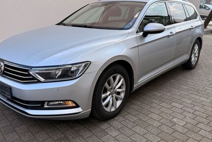 VW Passat 163.000 km 12.400 &euro; Schloß Holte-Stuckenbrok 33758