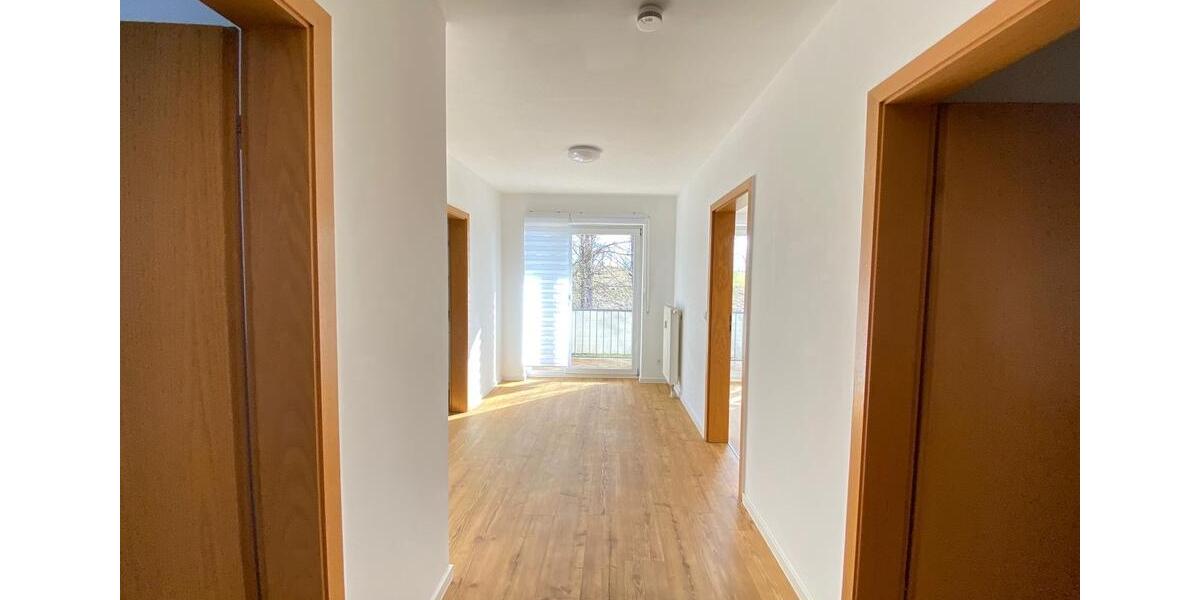 Frisch sanierte 2-Zimmer-Wohnung mit EBK & Stellplatz 2 zimmer