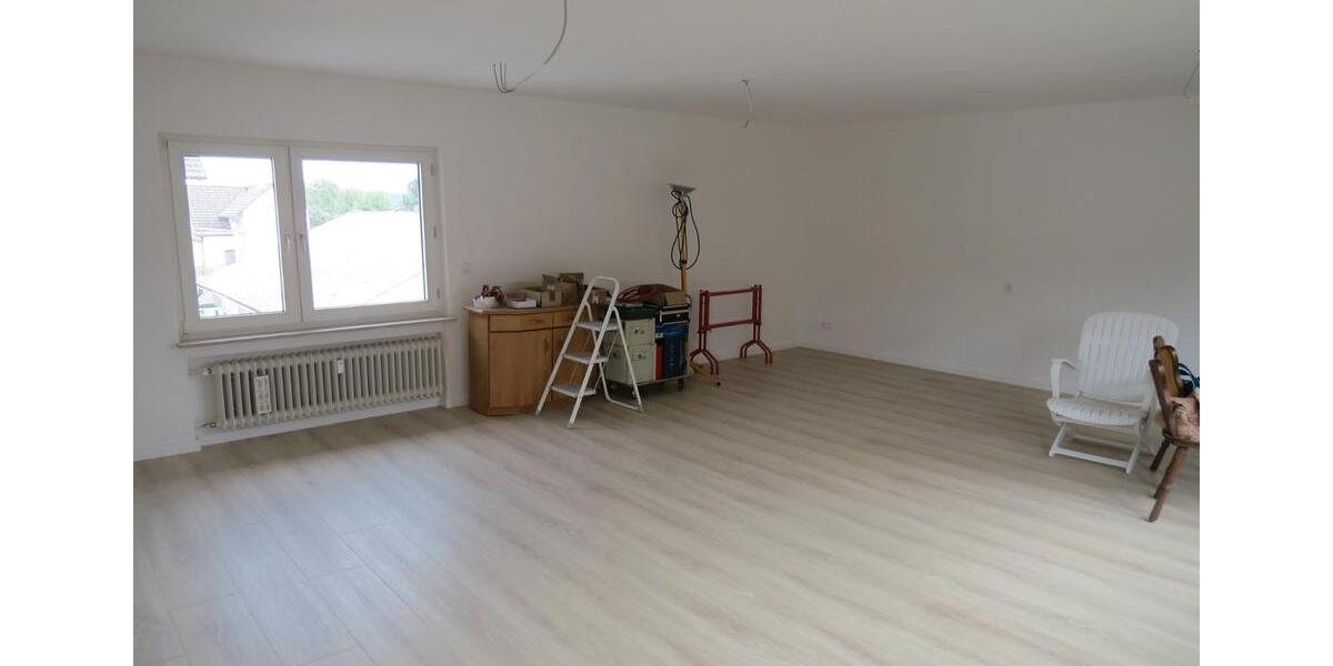 Etagenwohnung Langenselbold - 3 Zimmer, 95 m&sup2;, 890&euro; | Angebot:26481556
