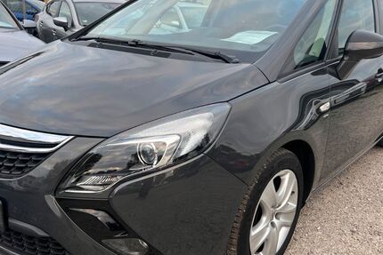 Opel Zafira 106.000 km 9.999 &euro; Neuseddin bei Berlin 14554