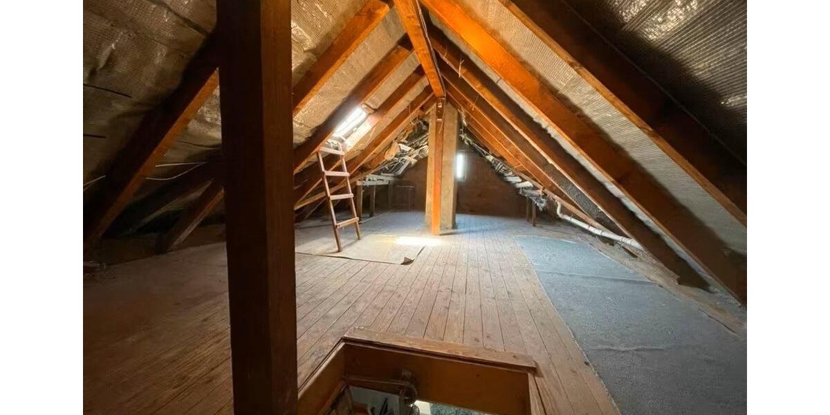 Einfamilienhaus Uetze - 7 Zimmer, 210 m&sup2;, 415.000&euro; | Angebot:26019558