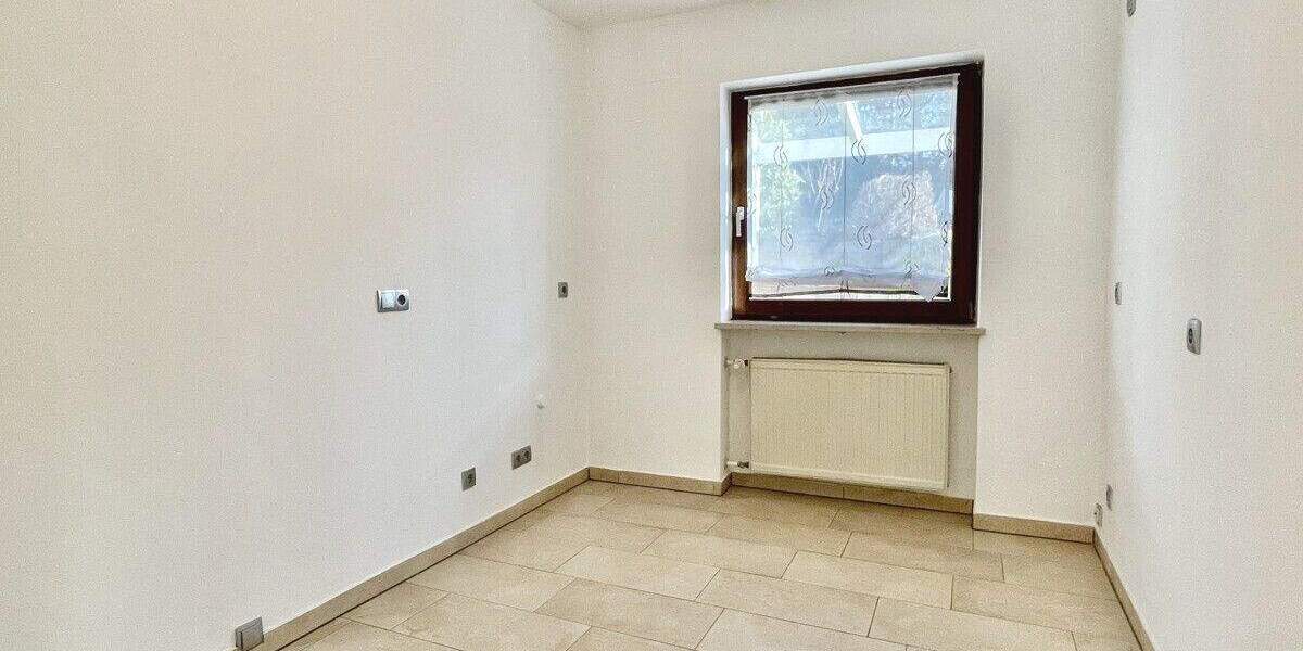 Mehrfamilienhaus, Wohnhaus Pfaffenhofen an der Ilm Pfaffenhofen a d Ilm - 7 Zimmer, 332 m&sup2;, 1.195.000&euro; | Angebot:25909297