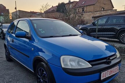 Opel Corsa 114.000 km 1.690 &euro; Halle Saale 06132