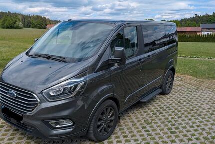 Ford Tourneo Custom 84.000 km 25.990 &euro; Bodenwöhr 92439