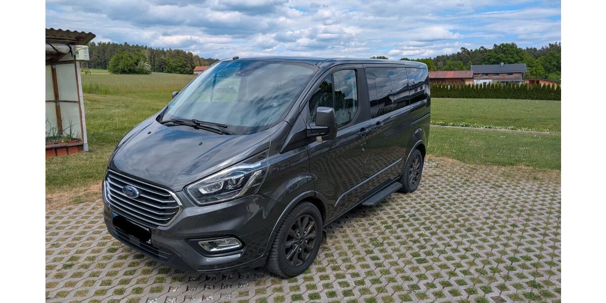 Ford Tourneo Custom 84.000 km 27.250 &euro; Bodenwöhr 92439