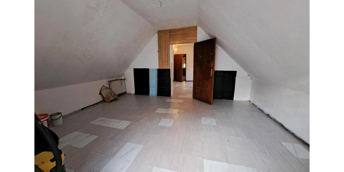Einfamilienhaus Wermsdorf - 5 Zimmer, 70 m&sup2;, 850&euro; | Angebot:26533014
