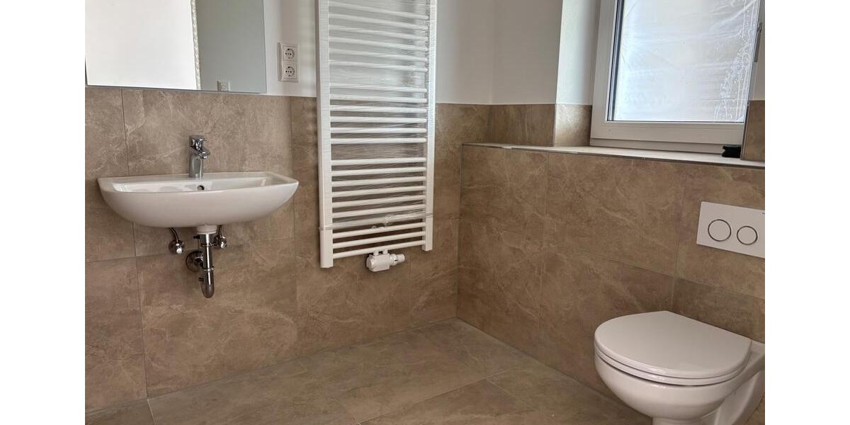 Etagenwohnung Aiterhofen - 2 Zimmer, 71 m&sup2;, 815&euro; | Angebot:25887612