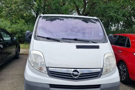 Opel Vivaro 306.000 km 7.000 &euro; Magdeburg 39126
