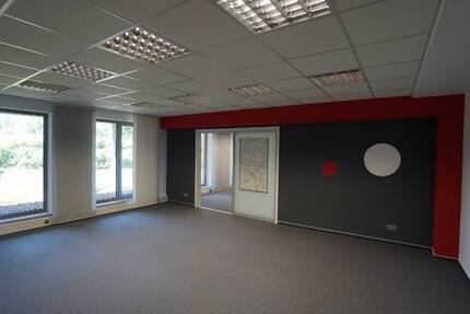 Büro in Kirchlengern 1.650 € 360.85 m²