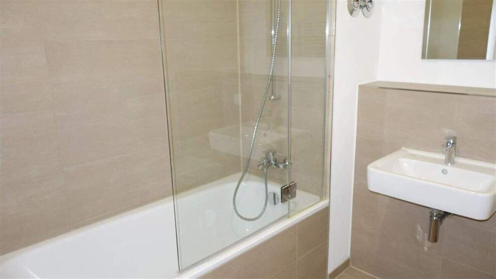 Living Circle D.-Flingern - moderne 2 Zimmer Wohnung mit Fußbodenheizung u. Balkon 2 zimmer