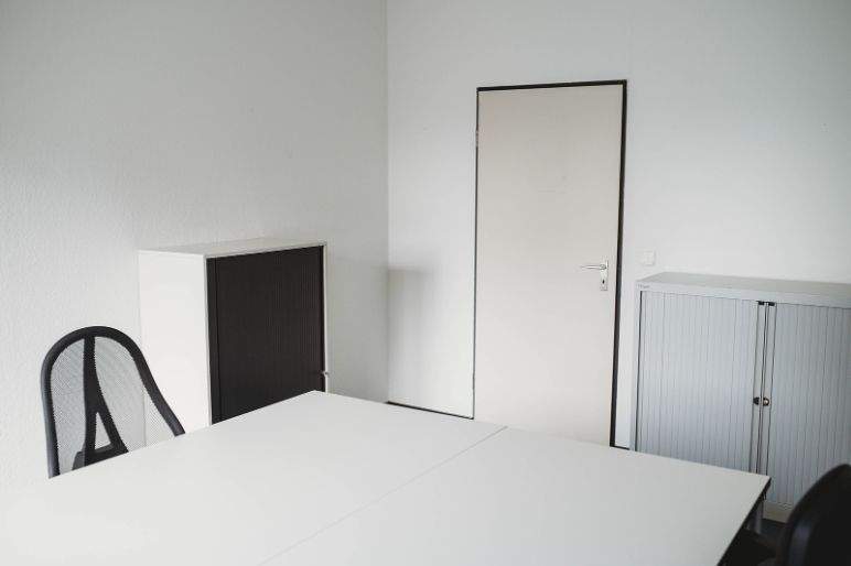 Helle und gut geschnittene Büroräume in Sülz mit Top Anbindung - All-in-Miete zimmer