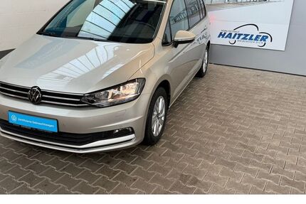 VW Touran 17.900 km 32.980 € Gernsbach 76593