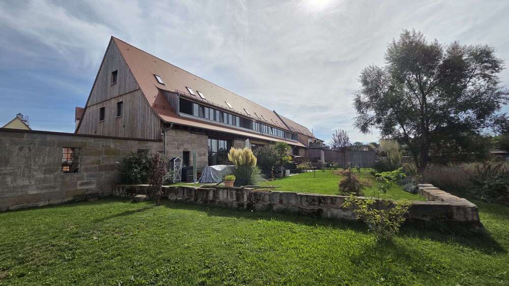 Einfamilienhaus Veitsbronn - 4 Zimmer, 196 m&sup2;, 2.160&euro; | Angebot:27456189