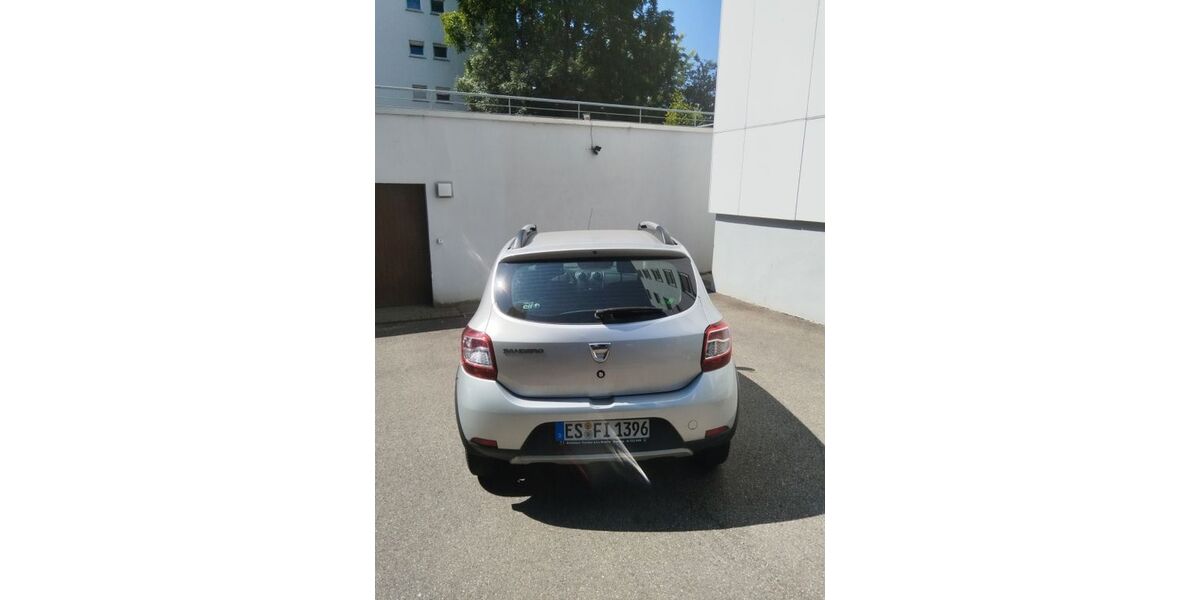 Dacia Sandero 150.000 km 3.500 &euro; München-Moosach 80992