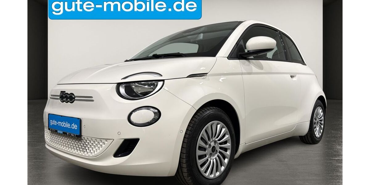 Fiat 500e 8.350 km 17.990 &euro; Reutlingen 72762