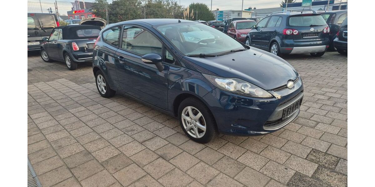 Ford Fiesta 160.000 km 2.450 &euro; Grevenbroich 41515