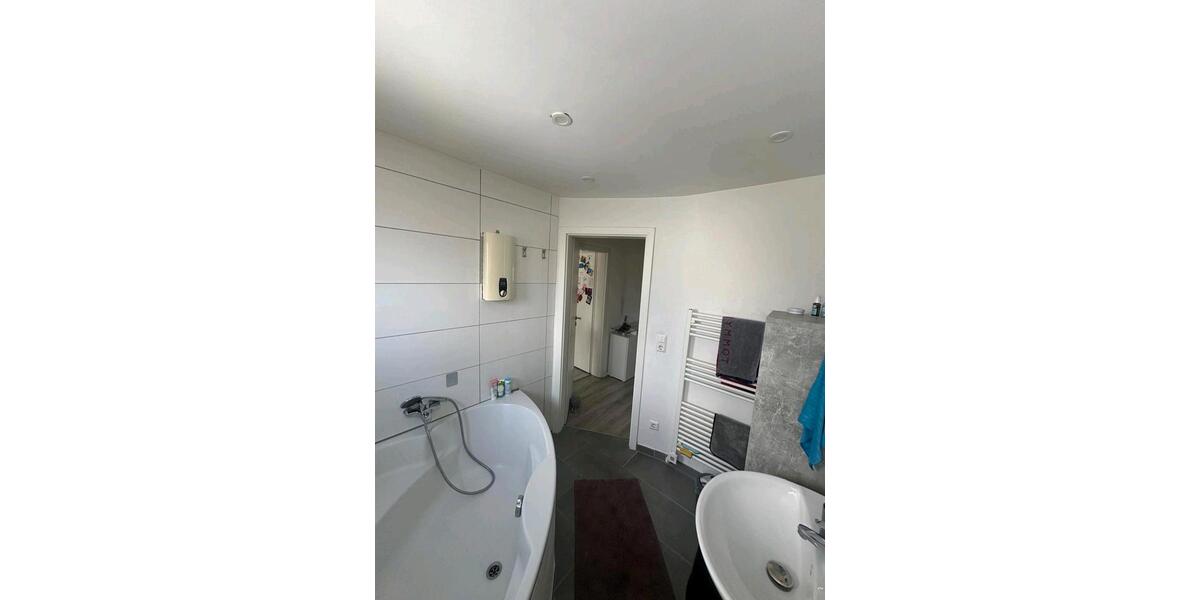 Dachgeschoßwohnung Schwieberdingen - 3 Zimmer, 67 m&sup2;, 238.000&euro; | Angebot:26464066