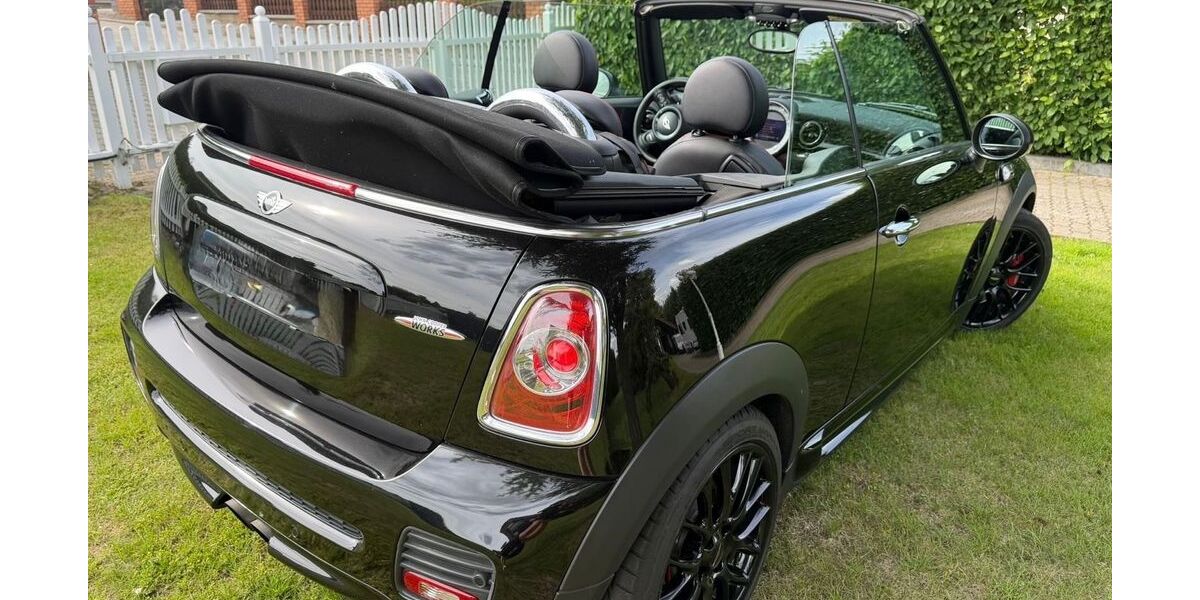 Mini John Cooper Works Cabrio 83.000 km 18.750 &euro; Aschersleben 06449