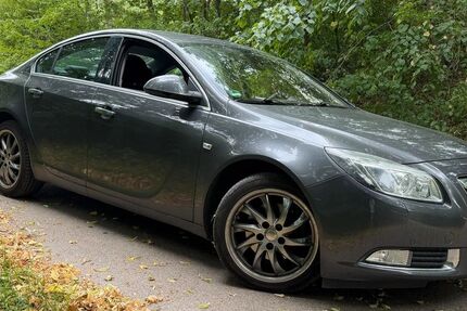 Opel Insignia 300.000 km 2.000 &euro; Höttingen OT weibolshausen 91798