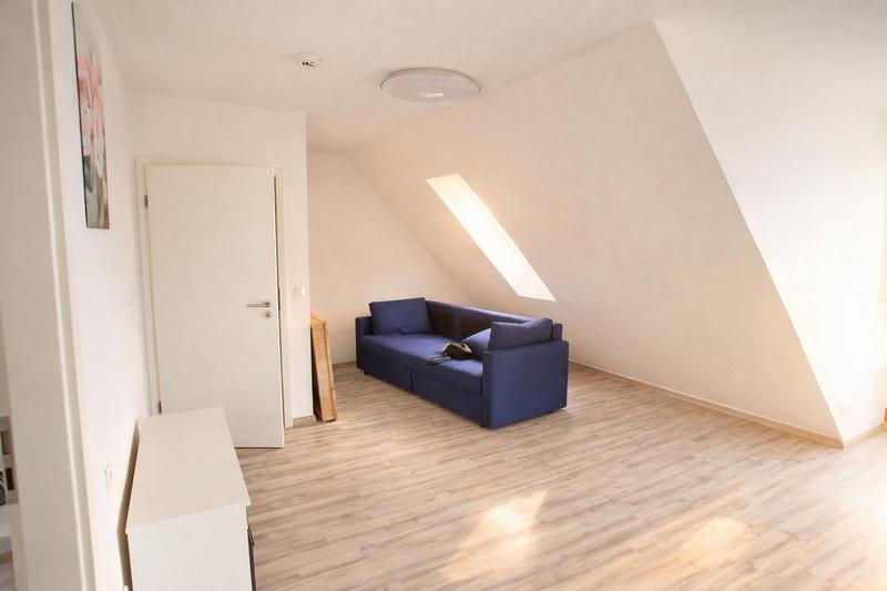 TOP-Eigentumswohnung * Bj. 2014 * mitten im Herzen von Henstedt-Ulzburg! - Dachgeschoßwohnung Henstedt-Ulzburg Ulzburg | Angebot:10431926