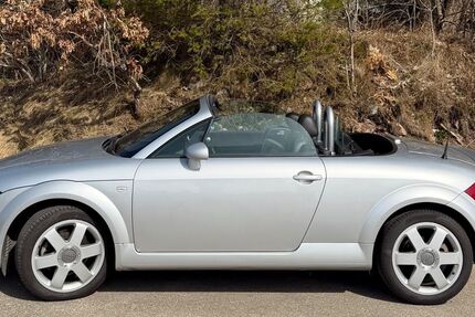 Audi TT 178.180 km 7.500 &euro; Neuenburg 79395