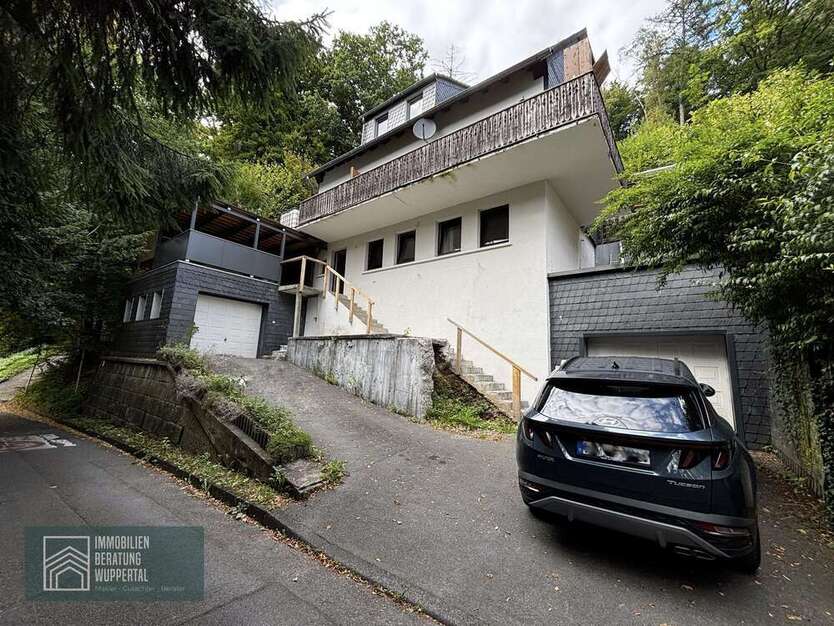 Haus zum Kaufen in Wuppertal 399.000 € 196 m²