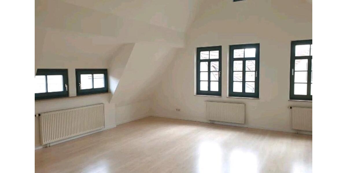 Dachgeschoßwohnung Rottenburg am Neckar - 2 Zimmer, 65 m&sup2;, 280.000&euro; | Angebot:26267120