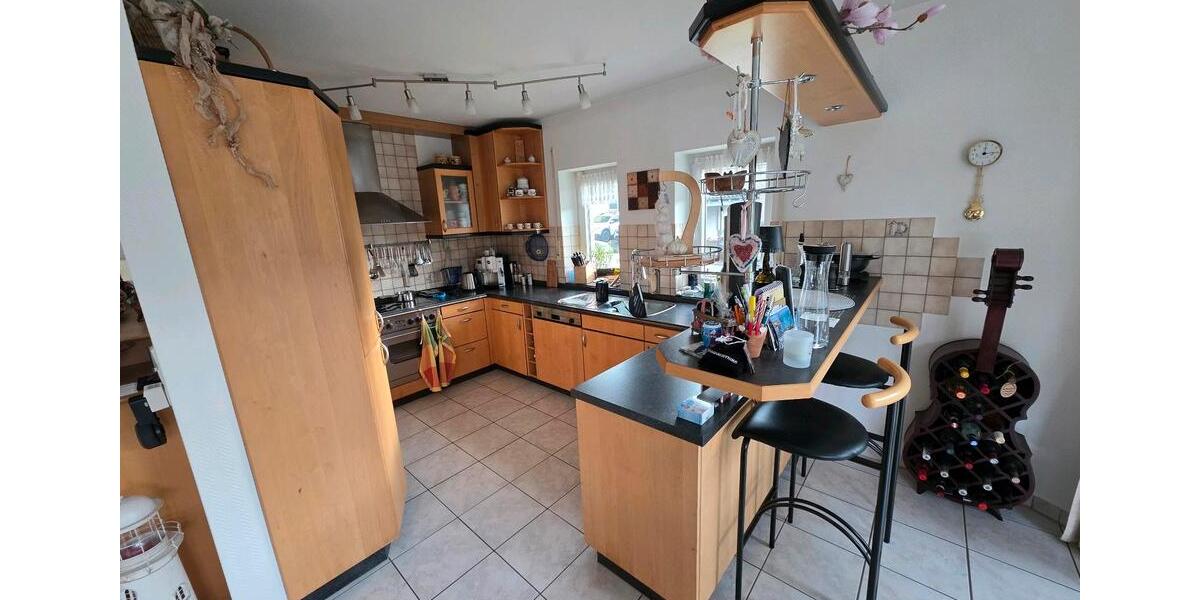 Einfamilienhaus Rösrath - 2 Zimmer, 154 m&sup2;, 2.400&euro; | Angebot:25958899