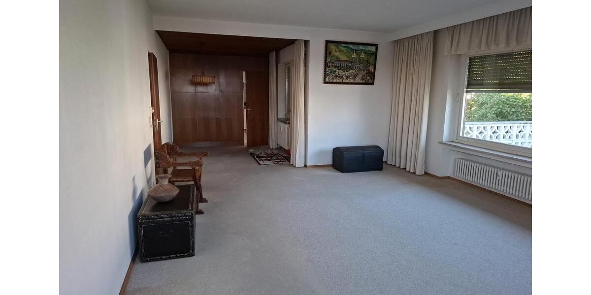 Einfamilienhaus Baden-Baden Balg - 8 Zimmer, 215 m&sup2;, 500.000&euro; | Angebot:26953231