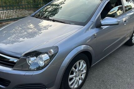 Opel Astra 99.000 km 3.450 &euro; Feldkirchen 85622