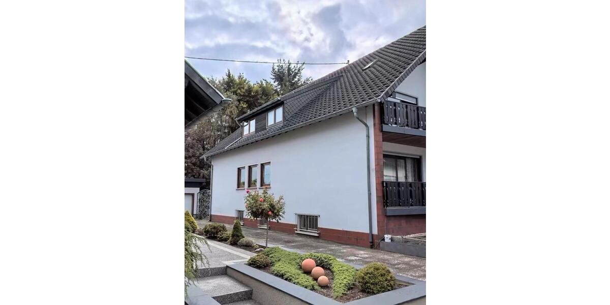 Mehrfamilienhaus, Wohnhaus Saarwellingen - 10 Zimmer, 275 m&sup2;, 493.000&euro; | Angebot:26806871