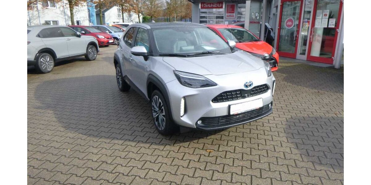 Toyota Yaris Cross 25.100 km 25.555 &euro; Ettlingen-Bruchhausen 76275