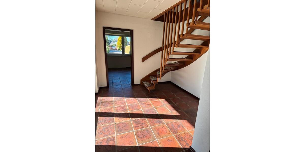 Einfamilienhaus Laboe - 5 Zimmer, 207 m&sup2;, 560.000&euro; | Angebot:26621118
