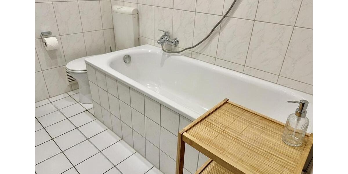 Mehrfamilienhaus, Wohnhaus Mönchengladbach West - 3 Zimmer, 60 m&sup2;, 600&euro; | Angebot:26587161