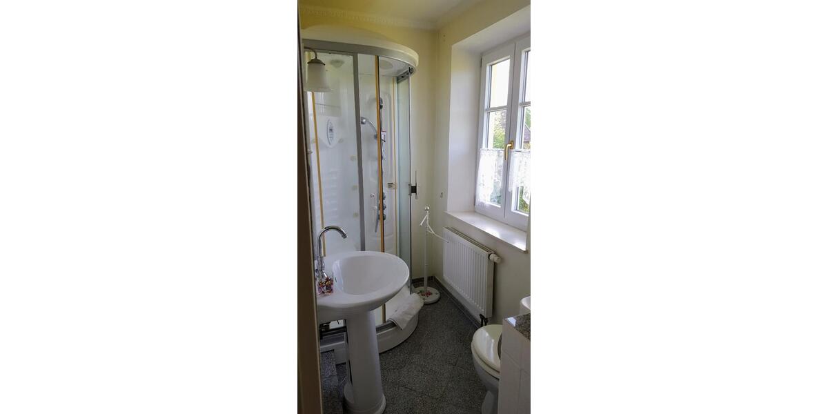 Etagenwohnung Dießen am Ammersee - 1 Zimmer, 15 m&sup2;, 490&euro; | Angebot:21854011