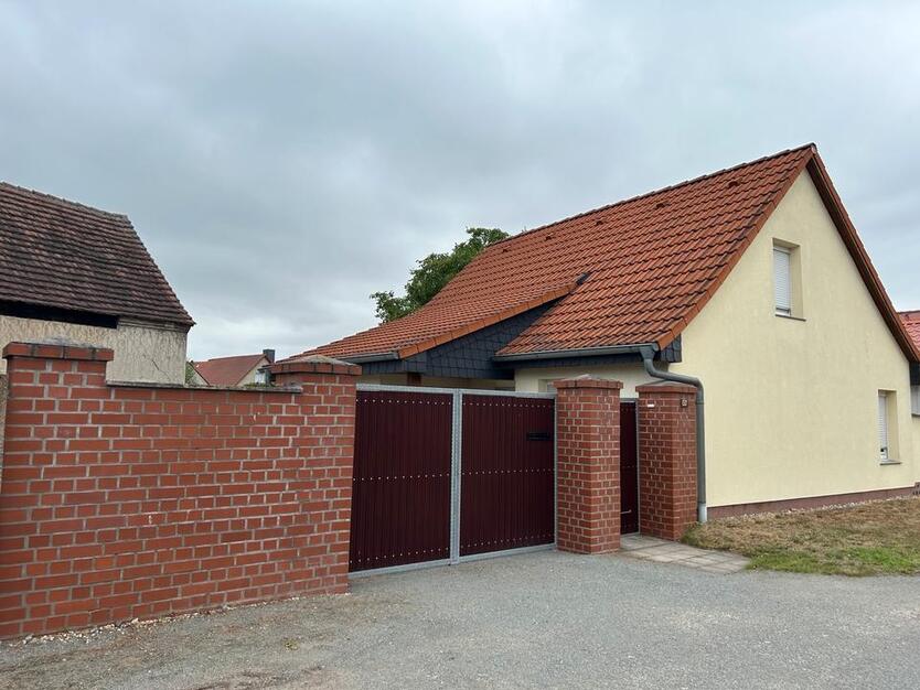 Altbauhaus mit Garten, Scheune & Elbnähe