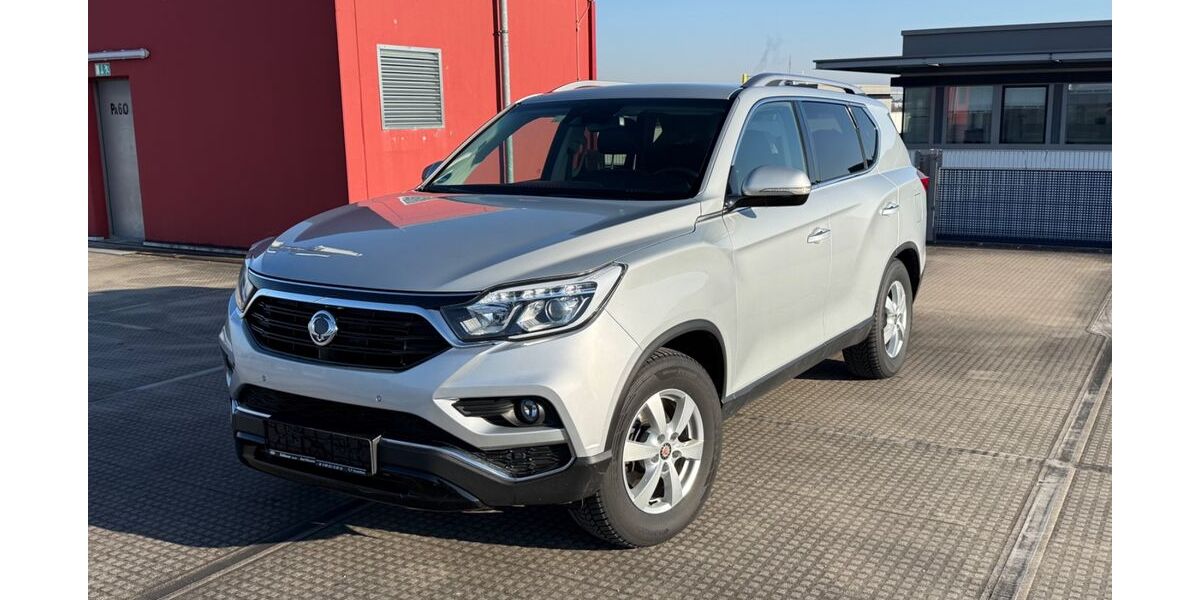 SsangYong REXTON 94.335 km 17.490 &euro; München 81829