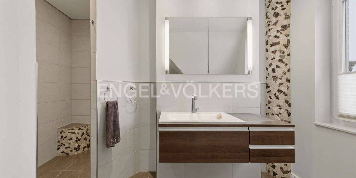 Einfamilienhaus Ahrensburg - 6 Zimmer, 200 m&sup2;, 1.149.000&euro; | Angebot:25930059